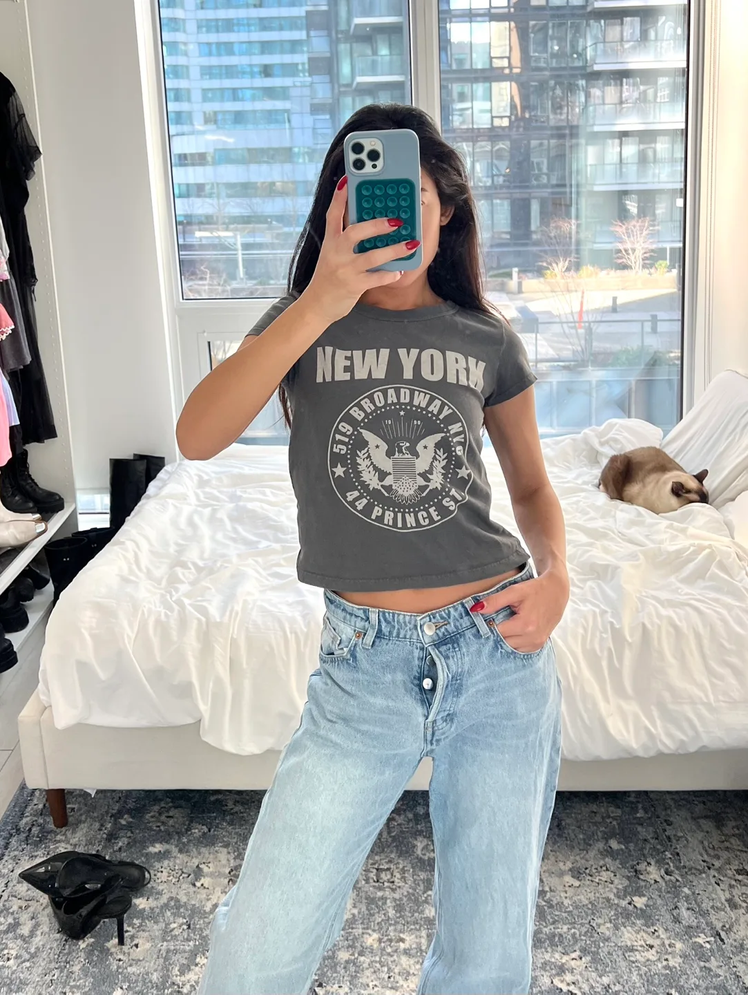 BRANDY MELVILLE JOHN GALT “NEW YORK” t-shirt - size small? thumbnail