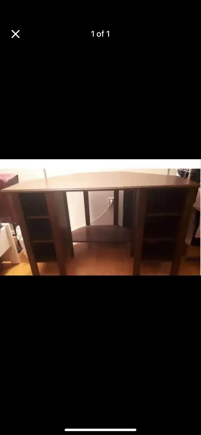 IKEA BRUSALI Corner desk with shelves image indicator(4)