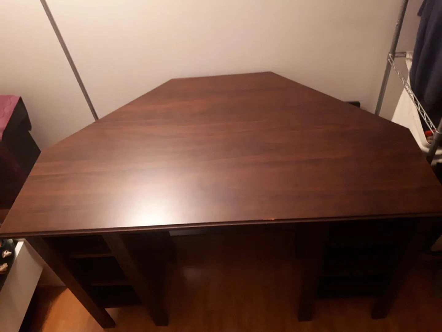 IKEA BRUSALI Corner desk with shelves image indicator(2)