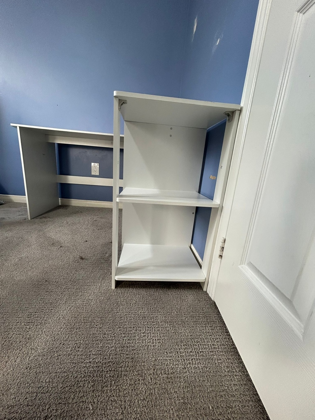 White Corner Desk - photo 3