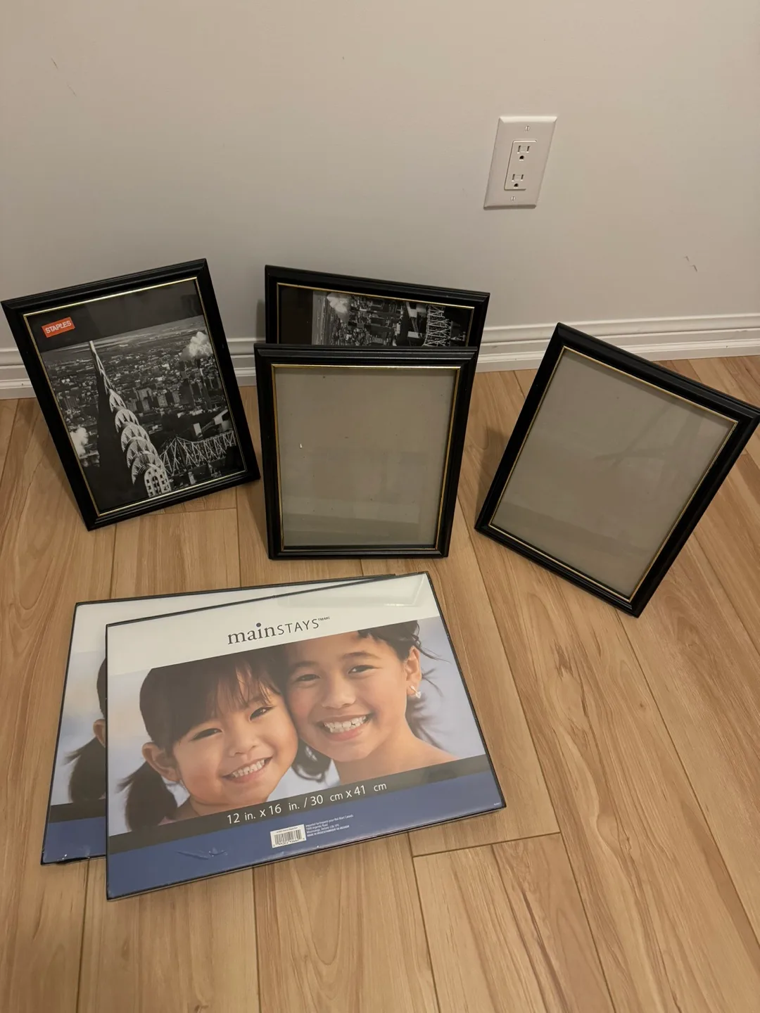 6 black picture frames ($5 each) thumbnail