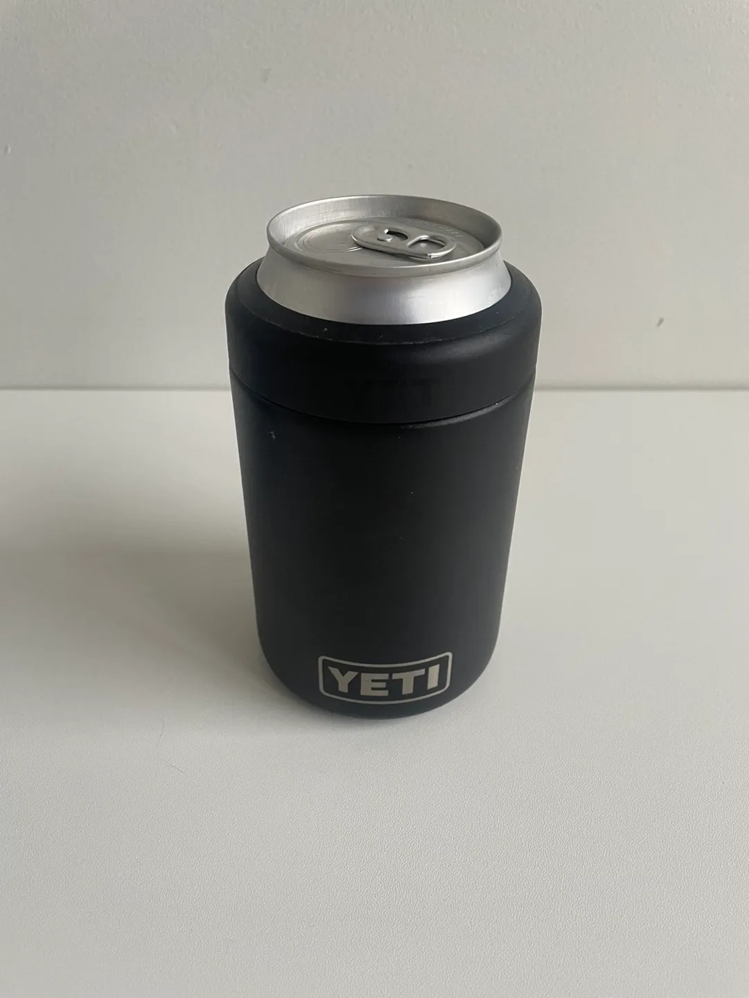 Yeti 12oz / 355ml Can Cooler x2 image indicator(3)