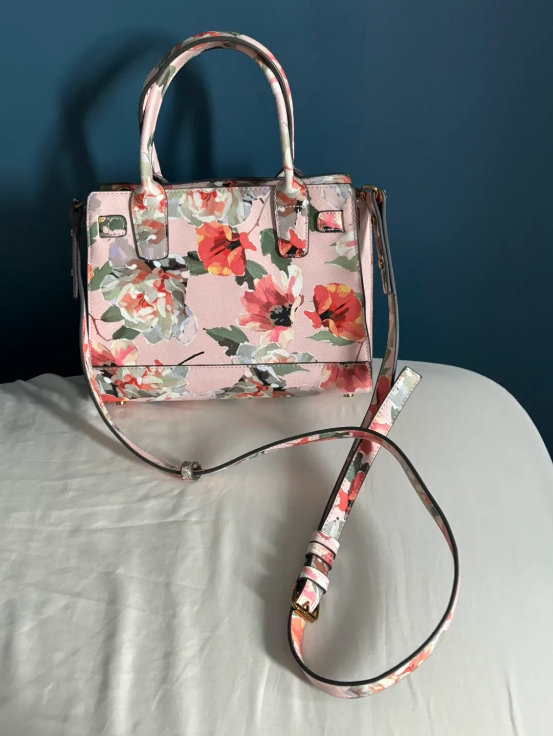 Love & Lore Floral Handbag image indicator(2)