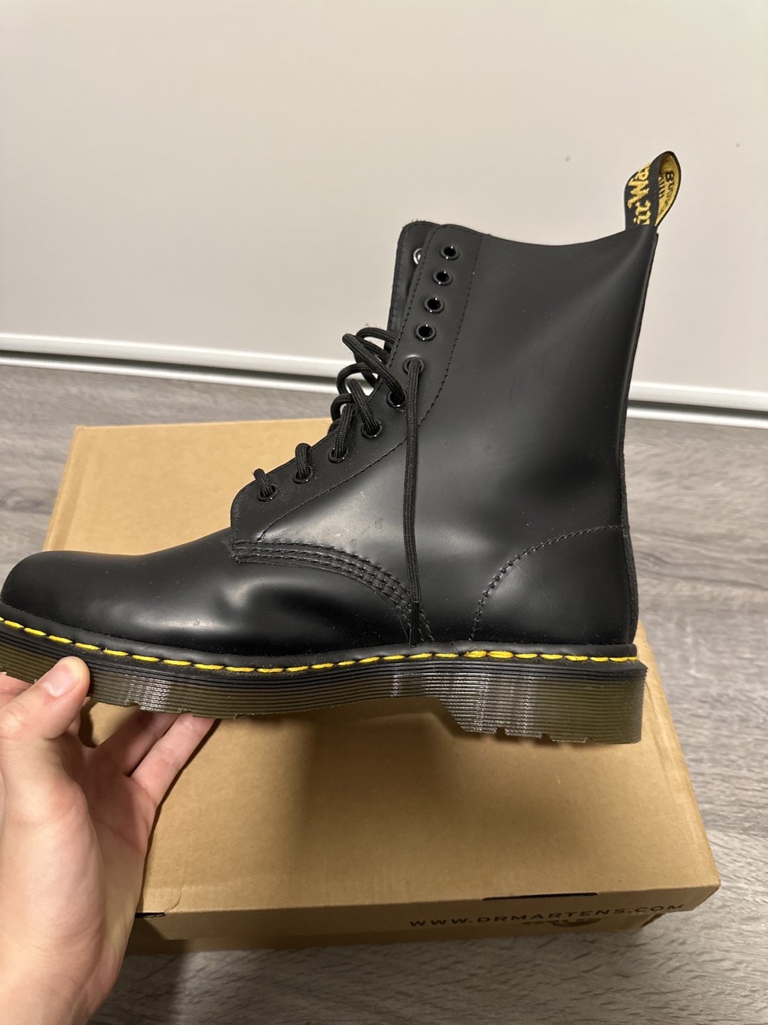 Dr. Martens 1490 Boots (10 holes) men’s 8 US - photo 2