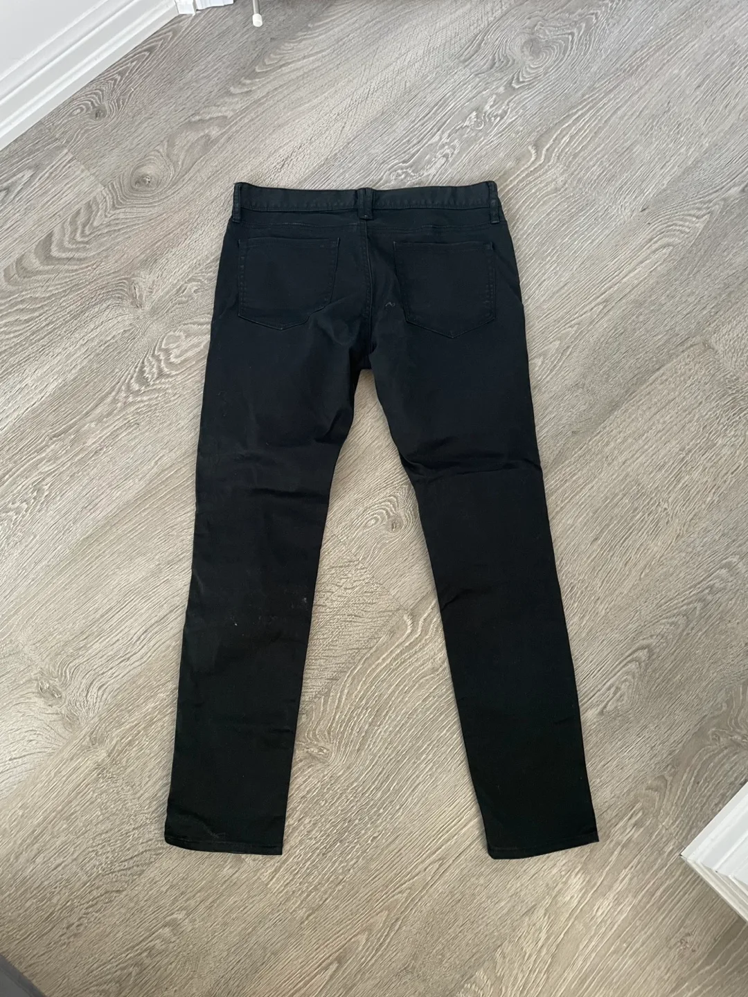 Black Jeans image indicator(2)