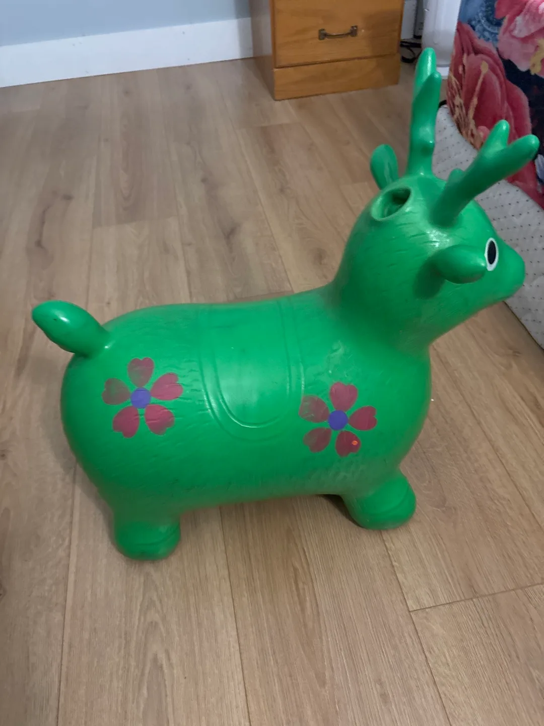 Green Inflatable Reindeer Toy image indicator(3)