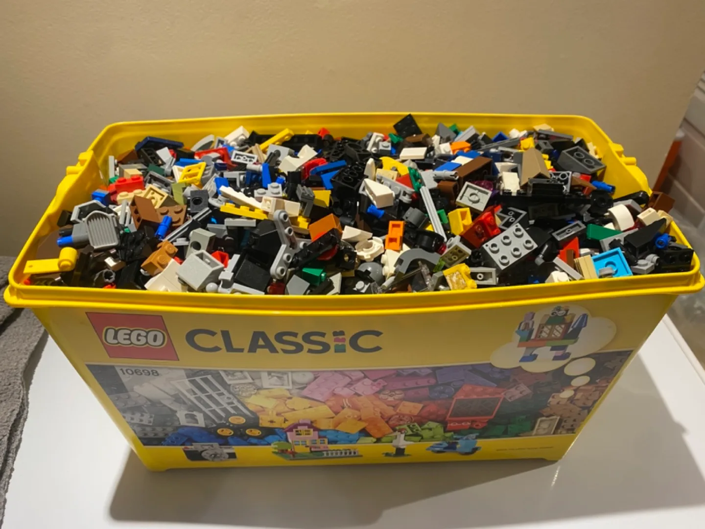 LEGO Classic 10698 Large Brick Box thumbnail