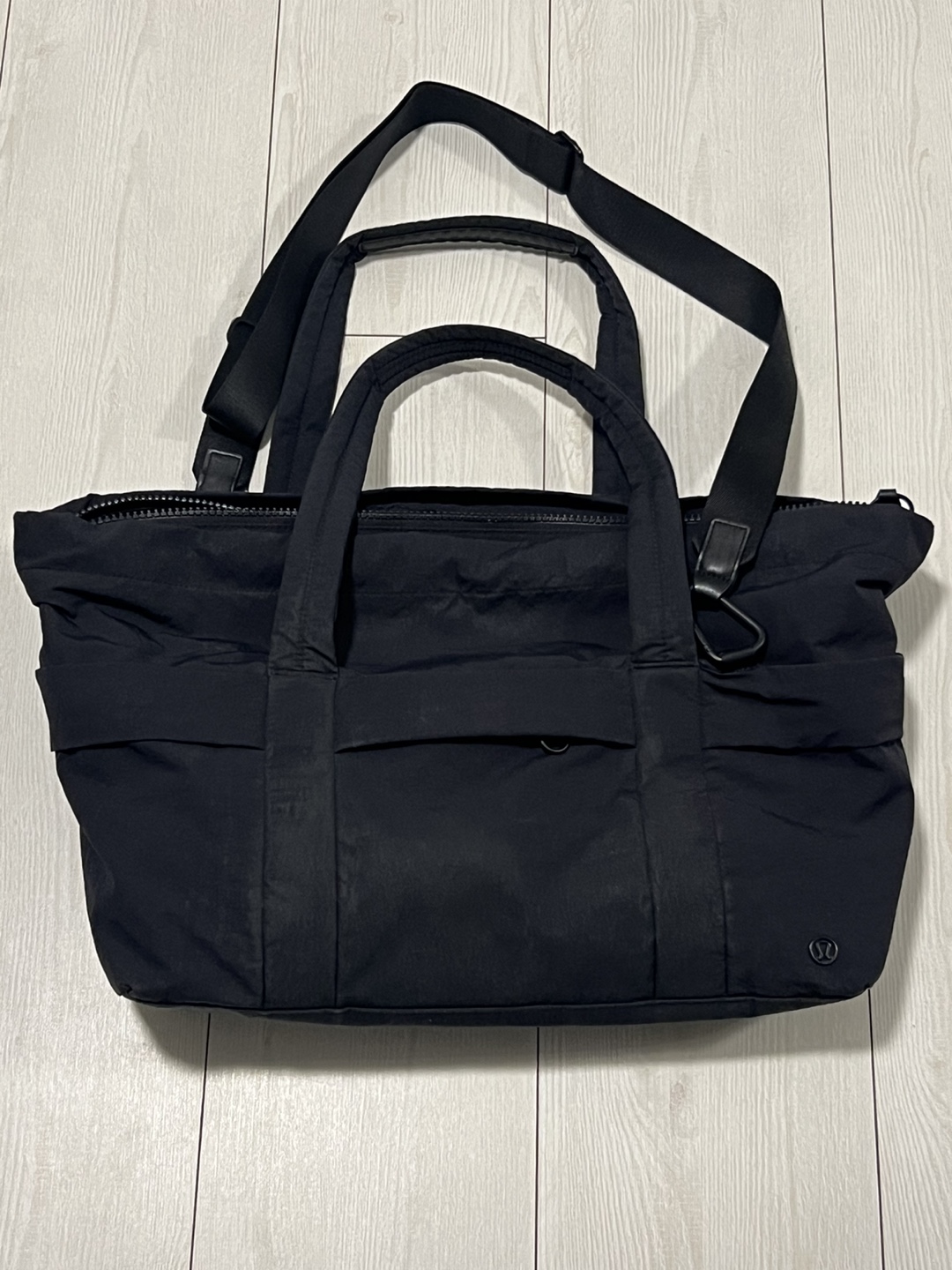 Lululemon All Black on my level duffel bag