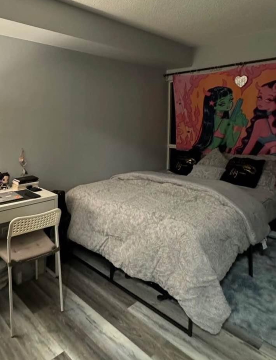 Metal Bed Frame - photo 3