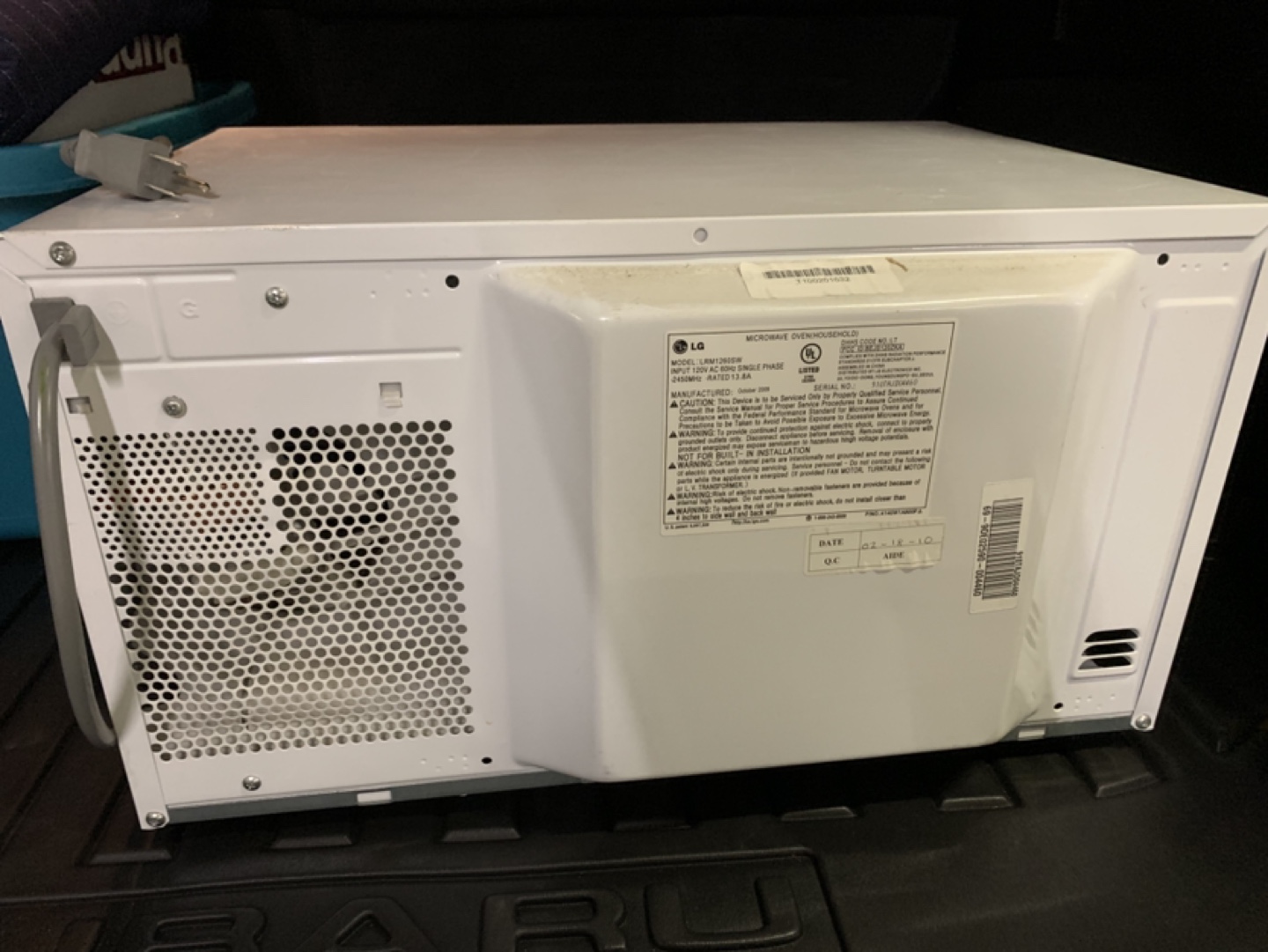 LG Microwave Oven - photo 4