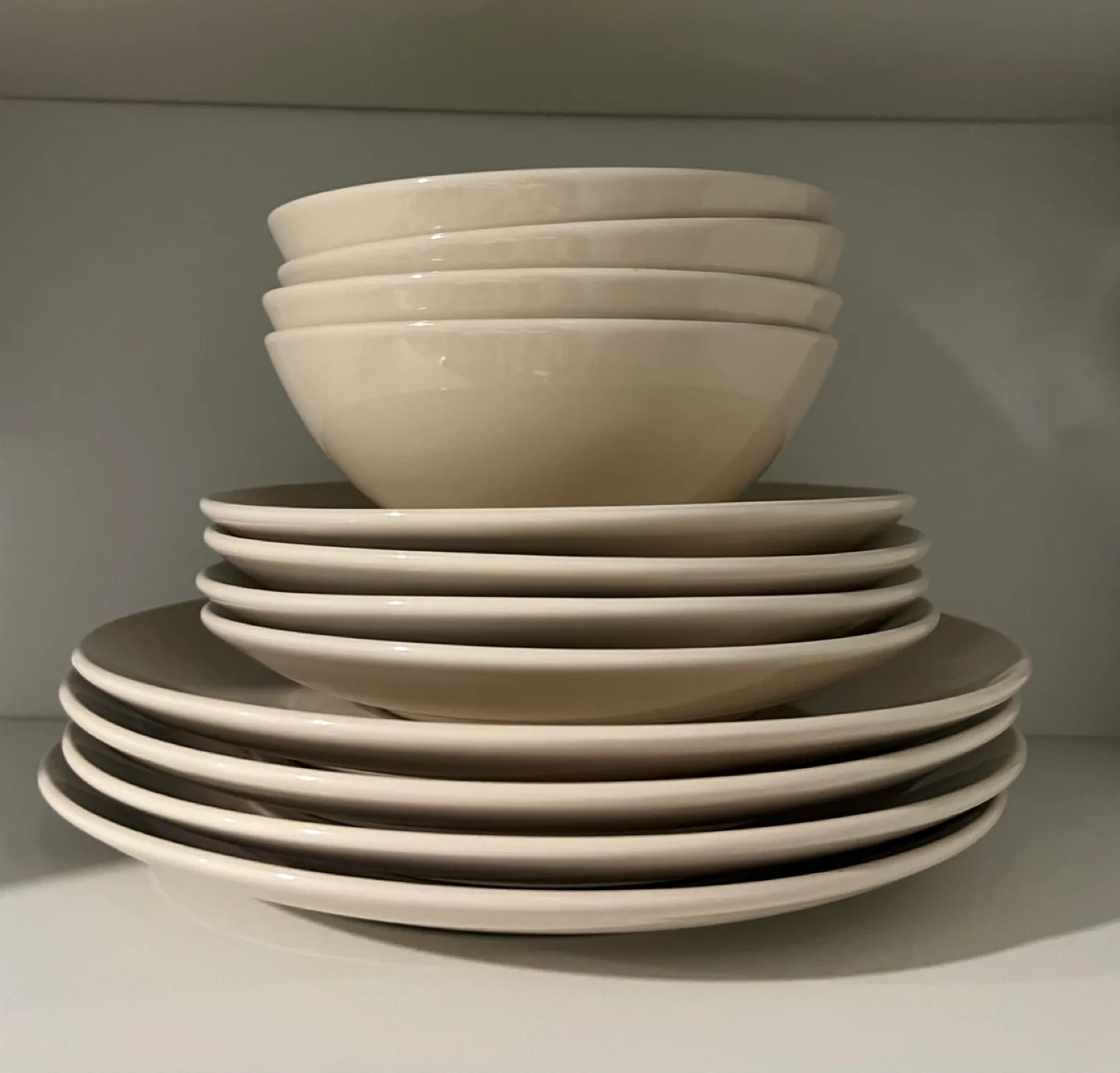 IKEA 12-Piece Dinnerware Set image indicator(3)