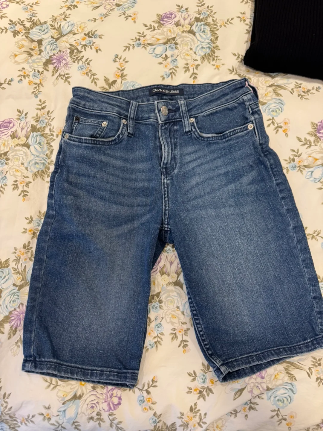 Bundle of branded clothes, $10 each or $20 for all 3 image indicator(4)