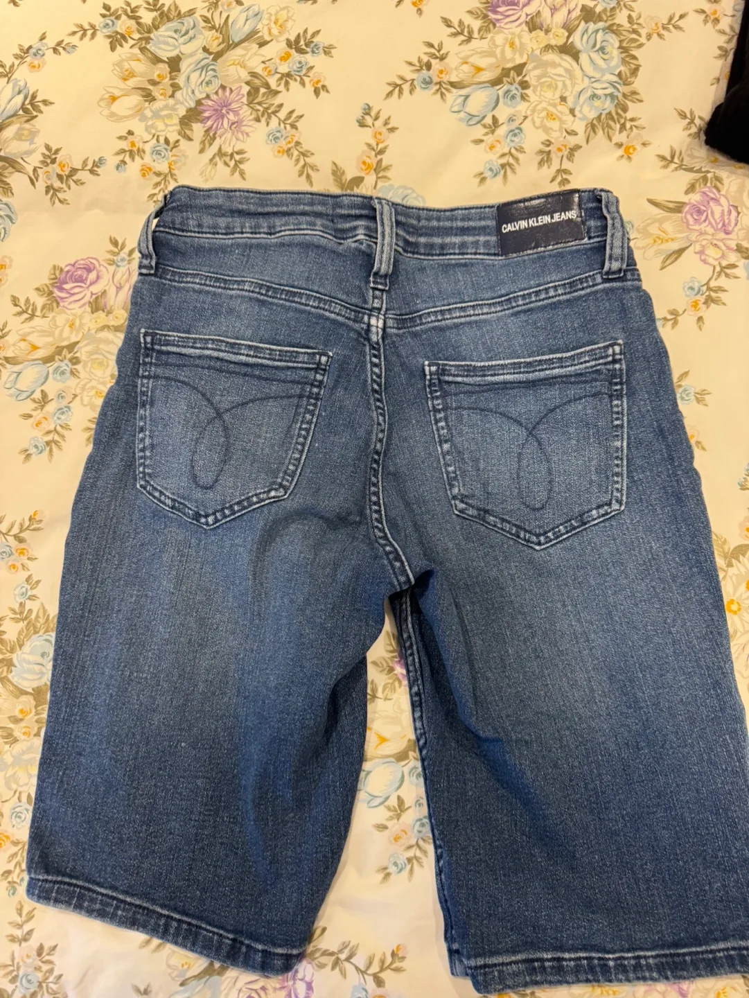 Bundle of branded clothes, $10 each or $20 for all 3 image indicator(6)