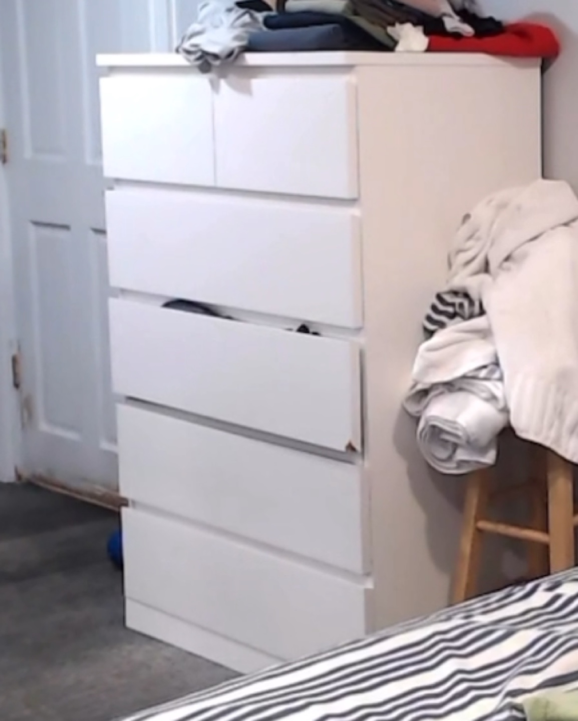 IKEA MALM 6-Drawer Dresser - photo 2
