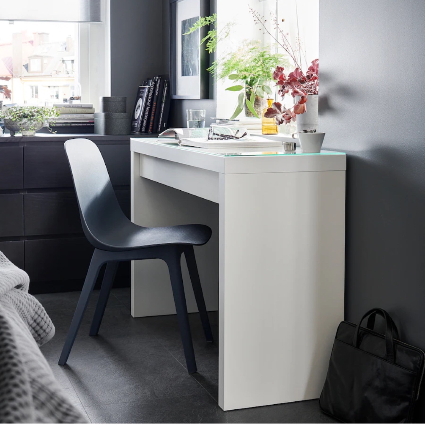 IKEA MALM Dressing Table - white - photo 2