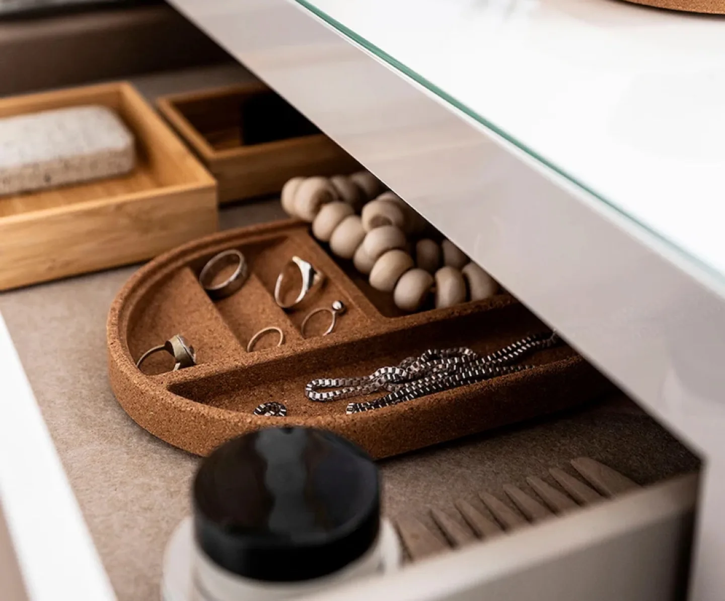 IKEA MALM Dressing Table - white image indicator(4)