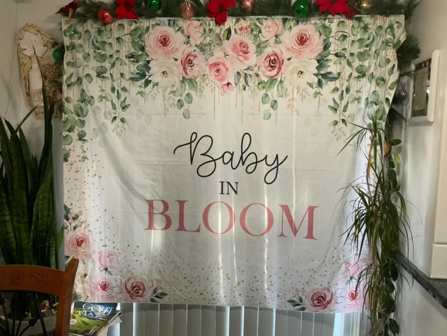 Baby in Bloom Baby Shower Backdrop image indicator(2)