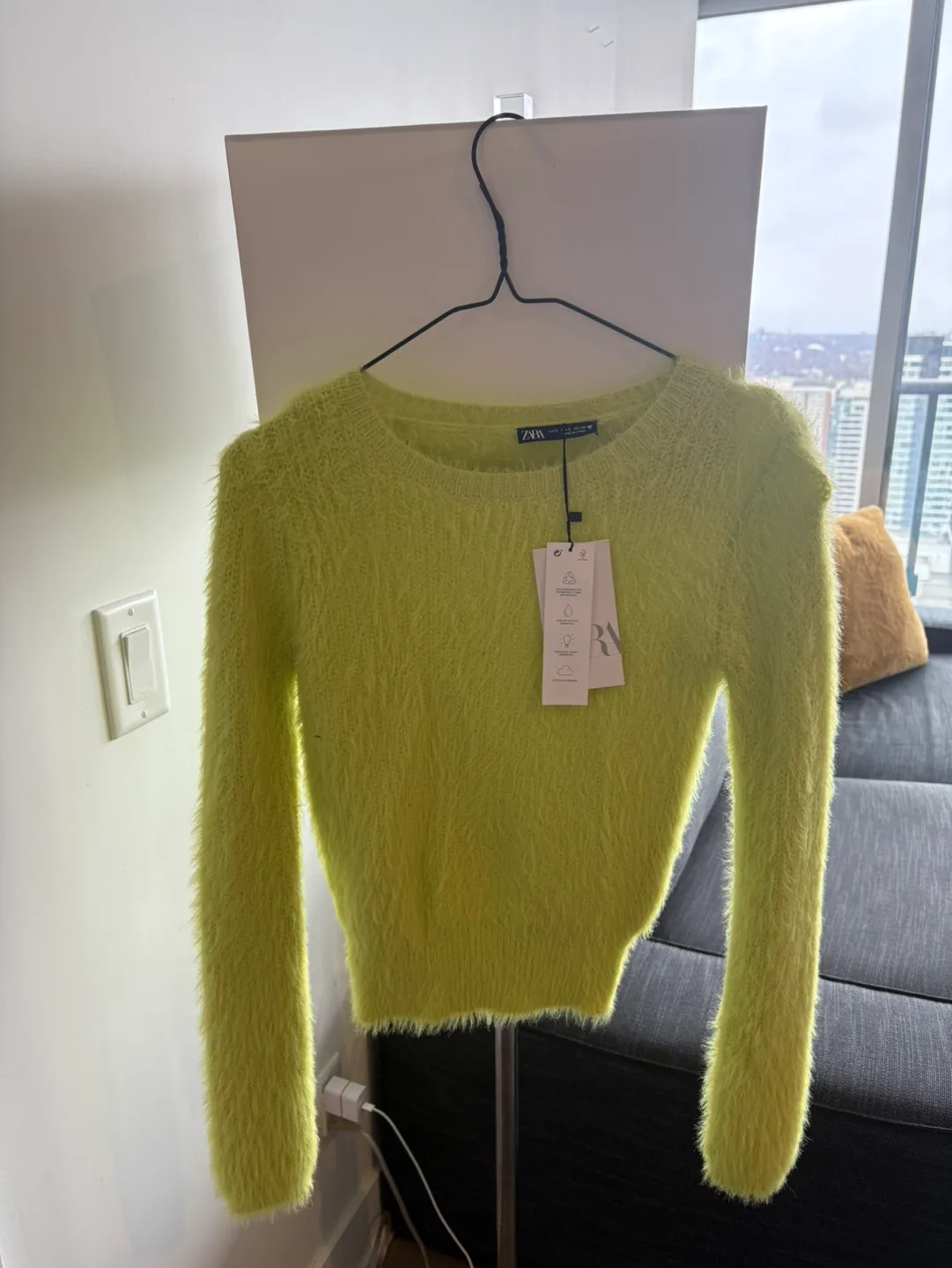 Zara Fuzzy Green Sweater thumbnail