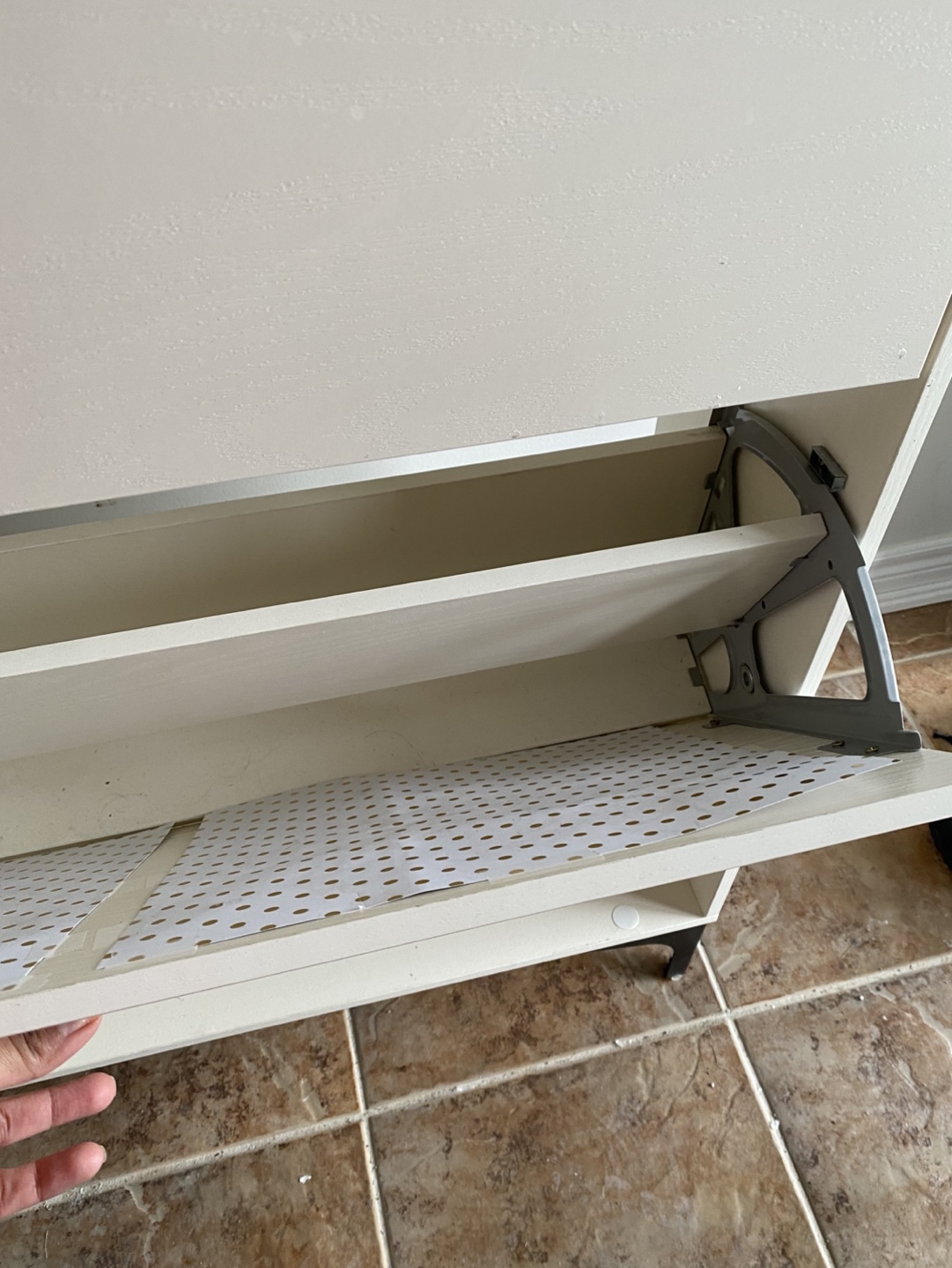 White Shoe cabinet/ good condition - photo 3