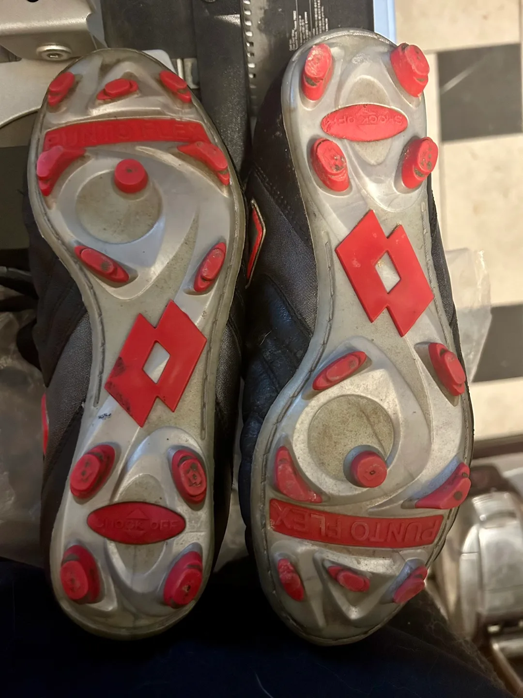 Lotto Soccer Cleats image indicator(3)