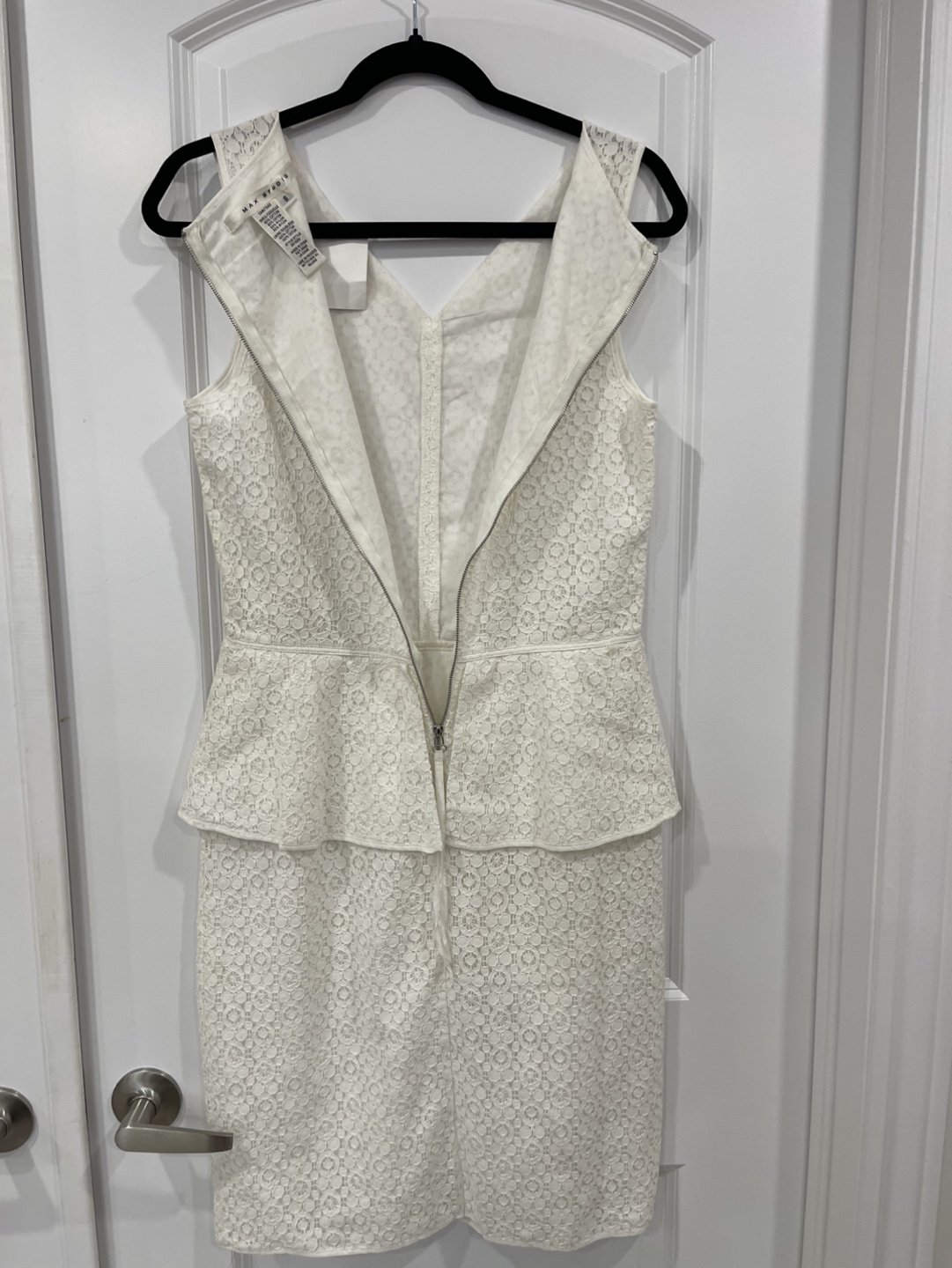 BRAND NEW White Lace Dress - photo 3
