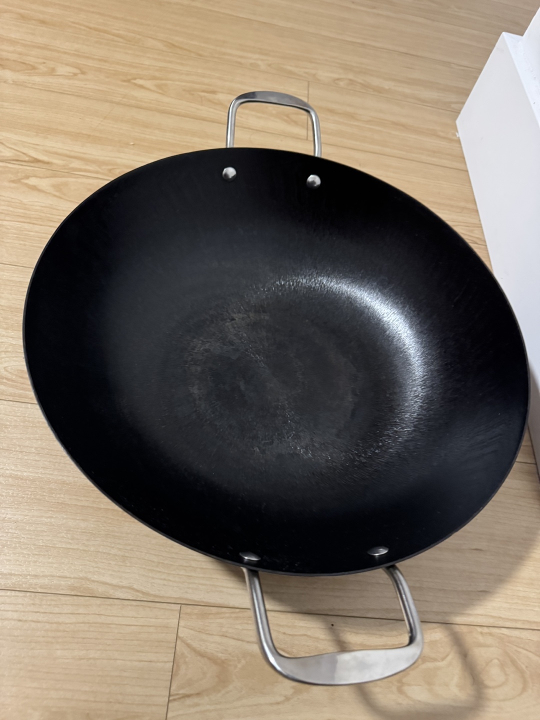 16 inch Cast Iron Wok with Glass Lid - photo 4