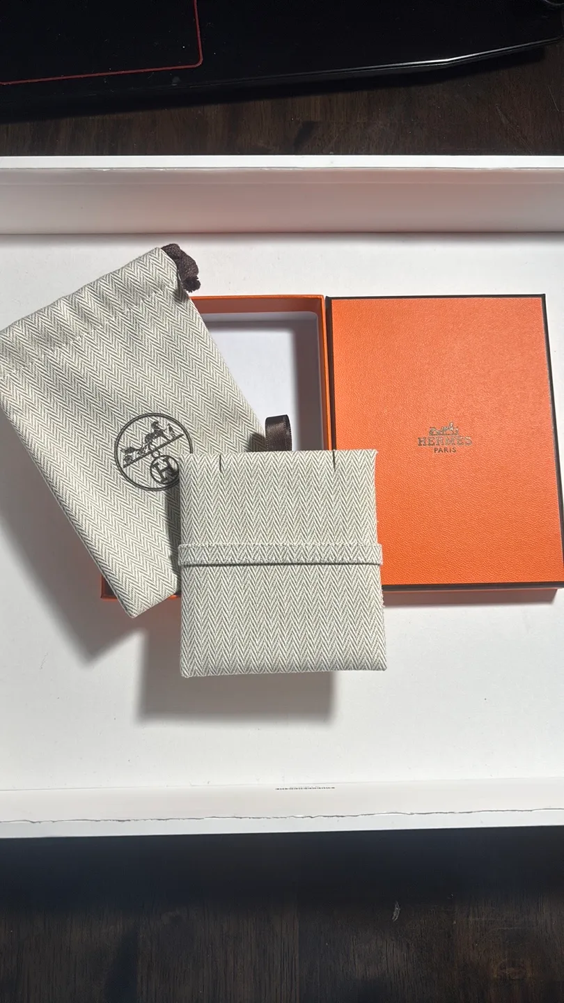 Hermes Jewelry Box/dust bag image indicator(2)