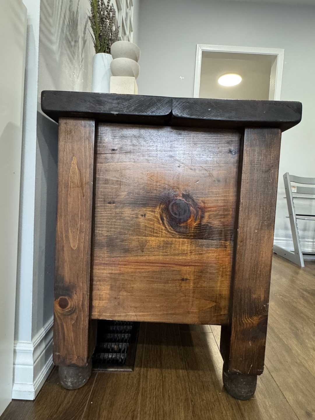 Wooden Cabinet with Four Doors - photo 4