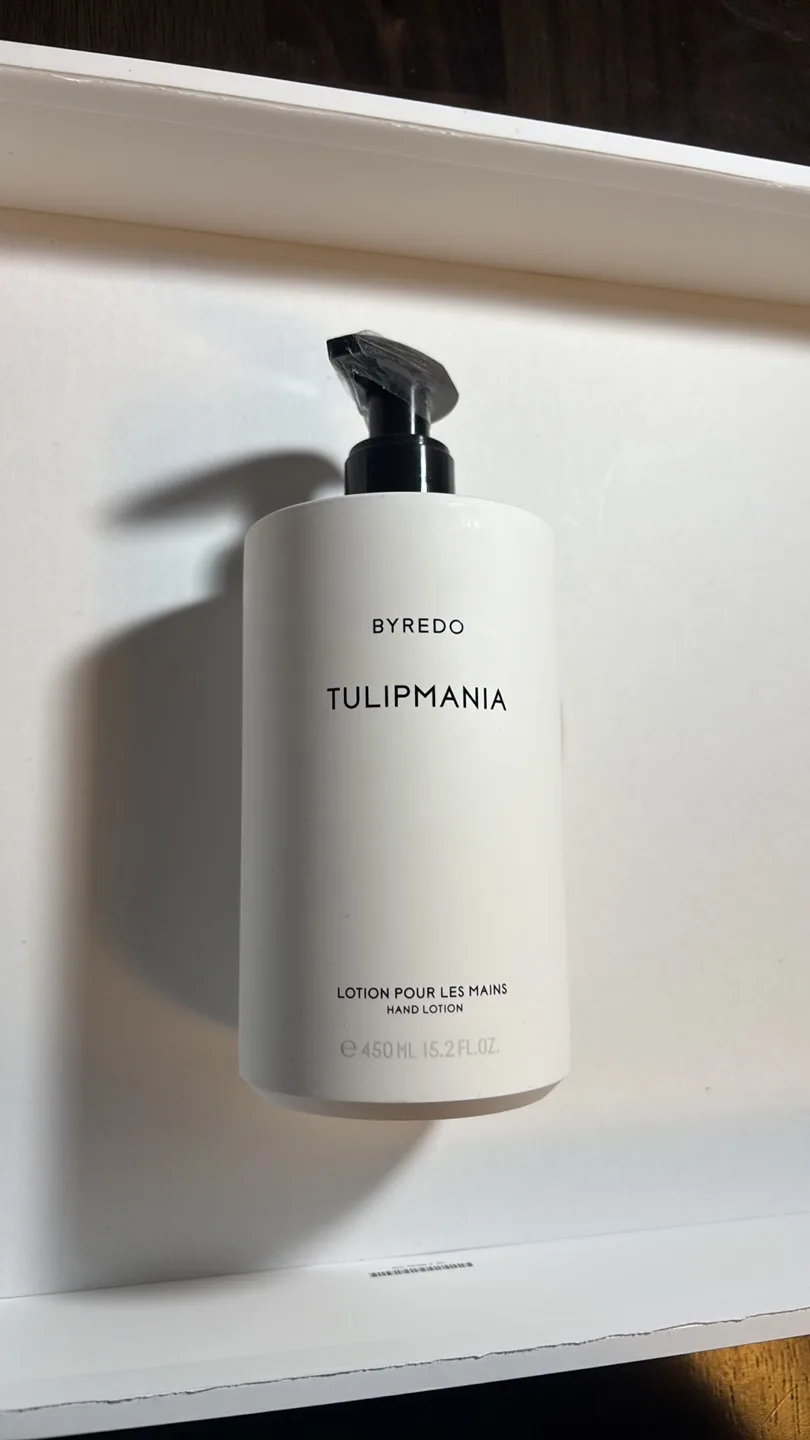 Hand Cream Bundle image indicator(2)