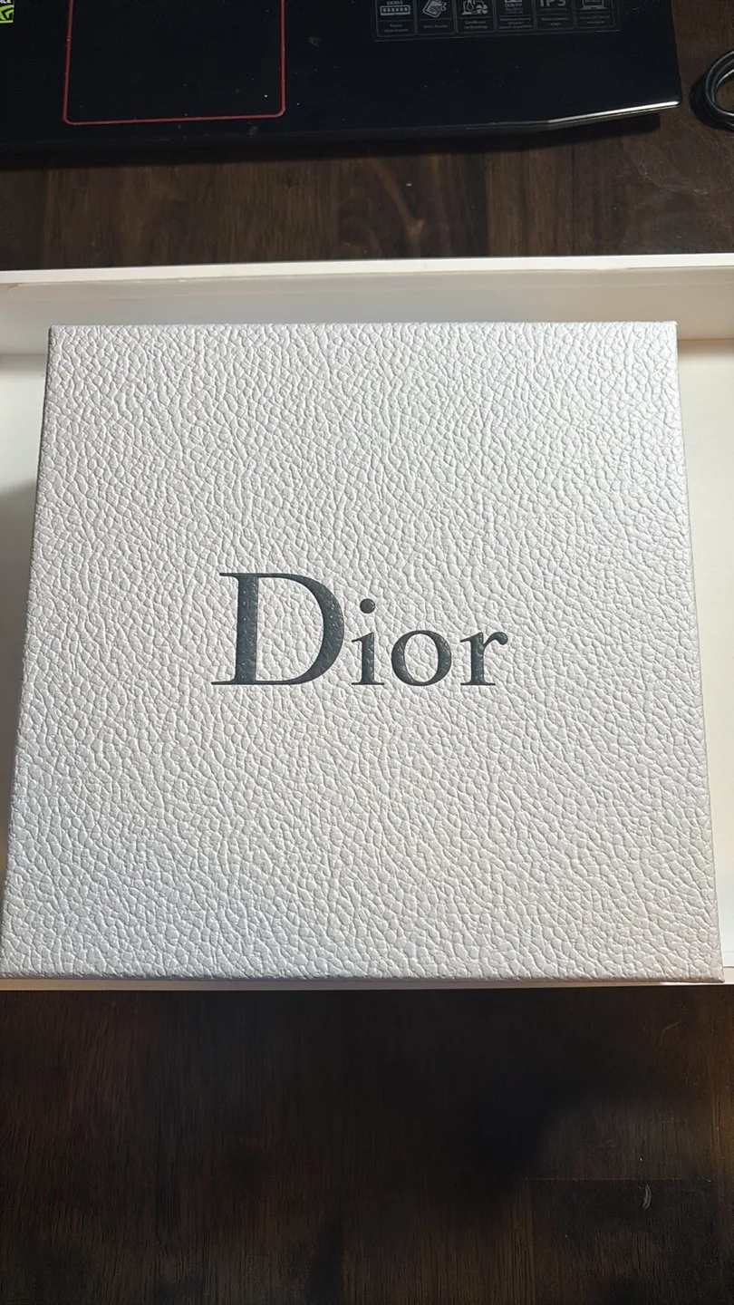 Miss Dior Eau de Parfum image indicator(3)