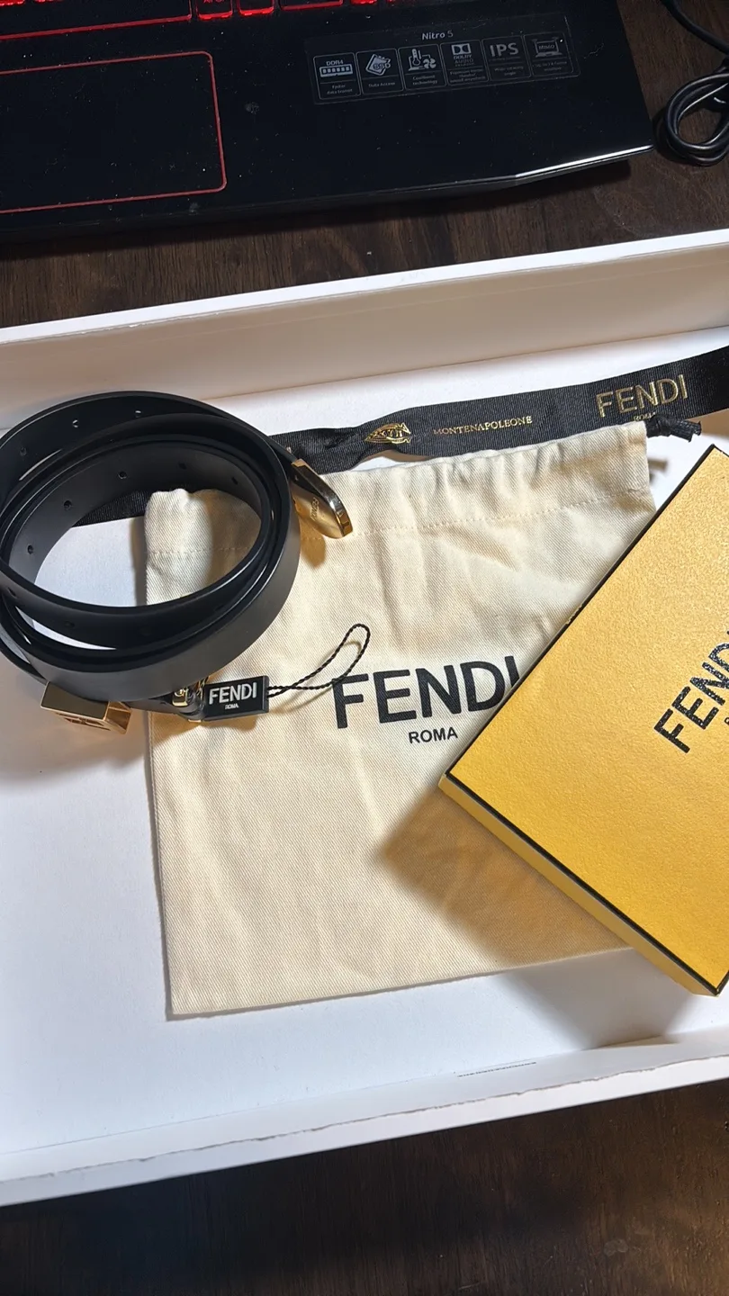 Fendi Black Leather Belt image indicator(3)