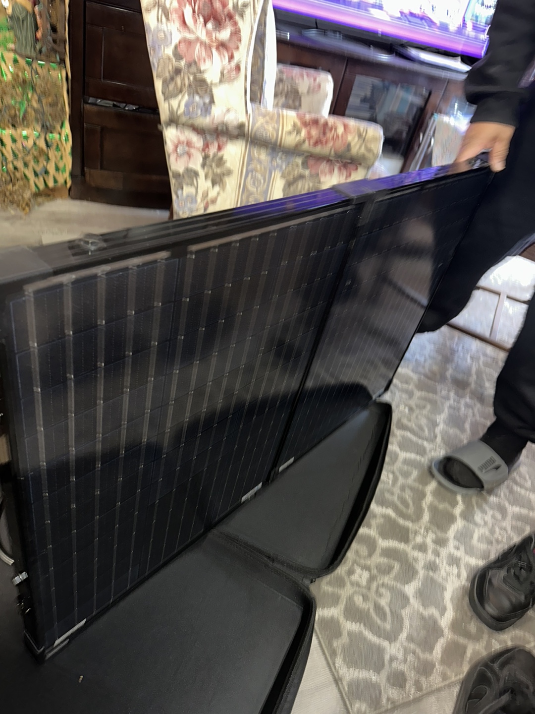 Renogy 100W Foldable Solar Panel Kit - photo 4