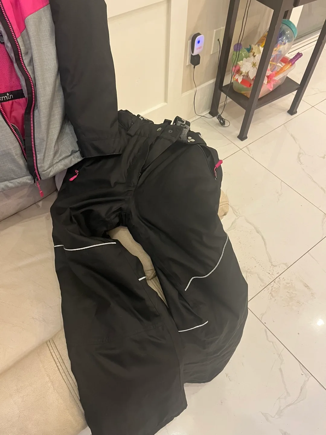 XMTN Kids Ski Jacket & Pants Set image indicator(2)