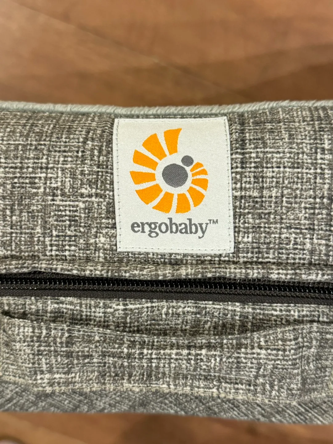 Ergobaby Nursing Pillow image indicator(3)