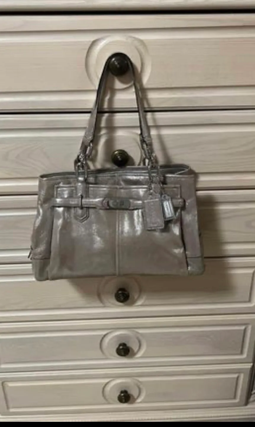 Coach Silver Leather Tote Bag image indicator(2)