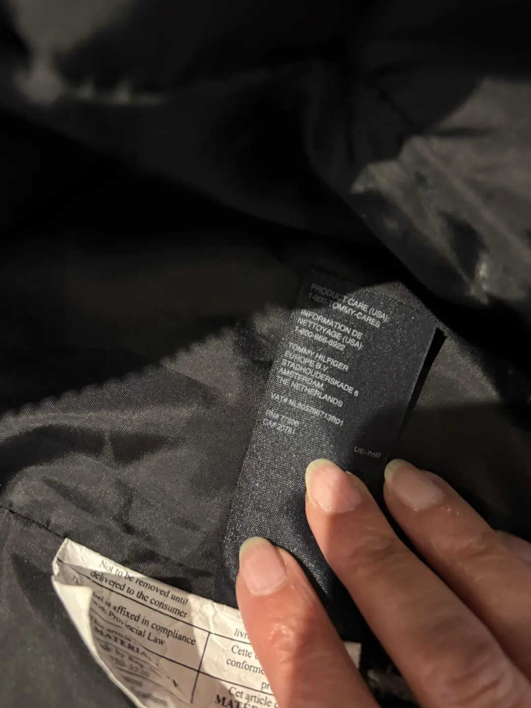 Like New Tommy Hilfiger warm women’s winter jacket size XS image indicator(6)