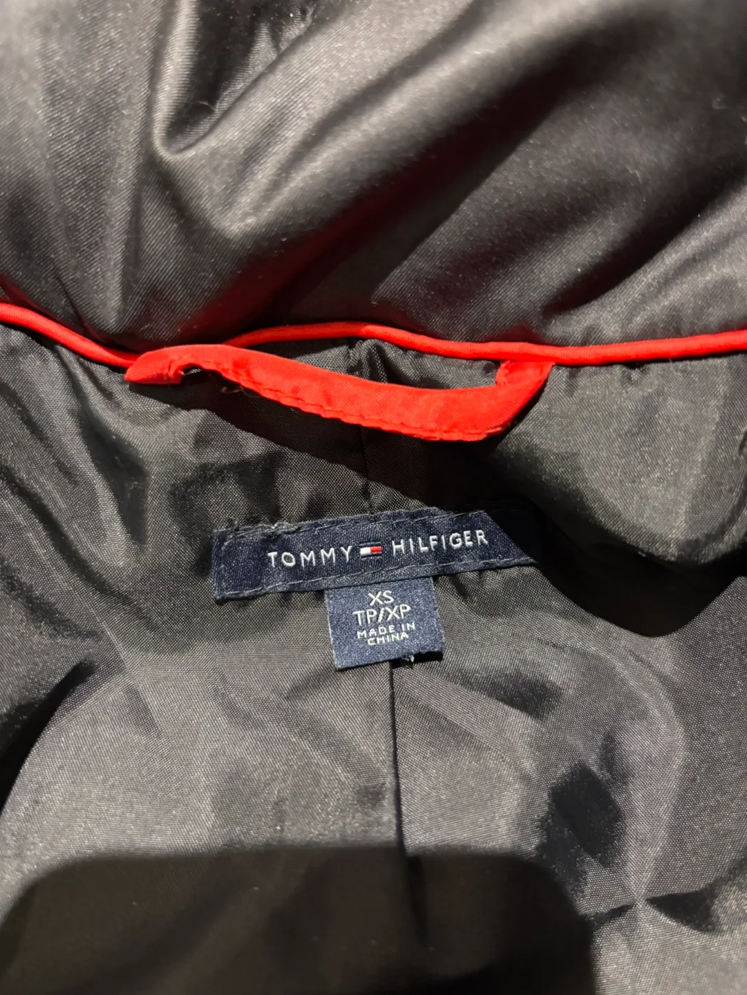 Like New Tommy Hilfiger warm women’s winter jacket size XS image indicator(5)