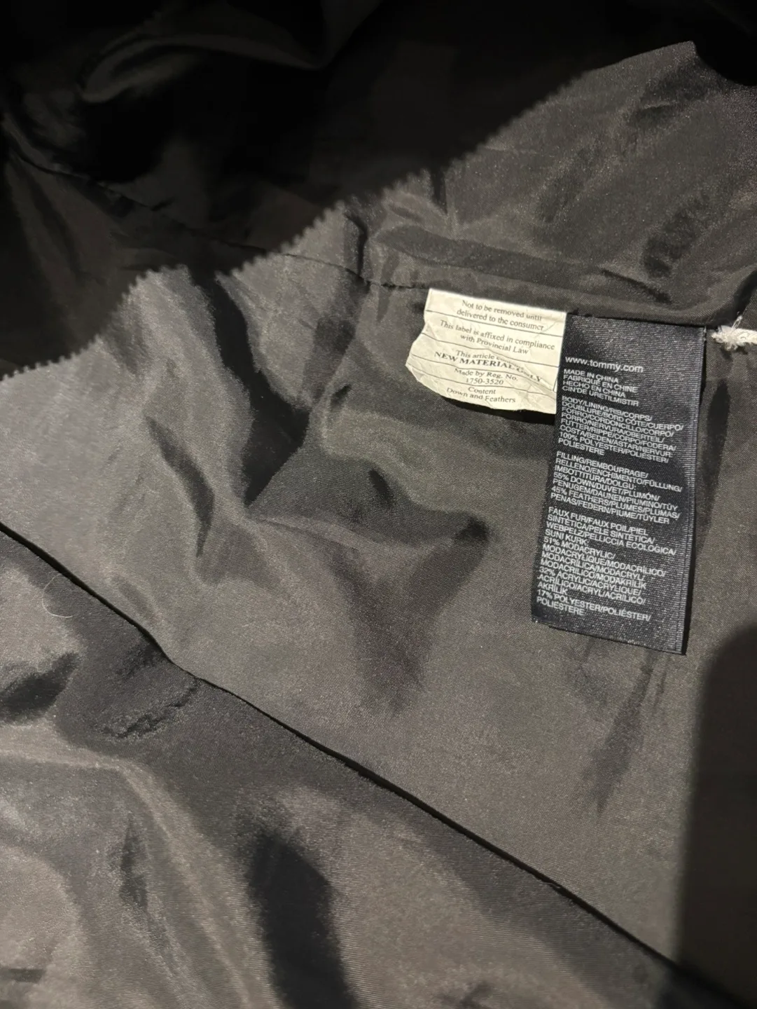 Like New Tommy Hilfiger warm women’s winter jacket size XS image indicator(8)