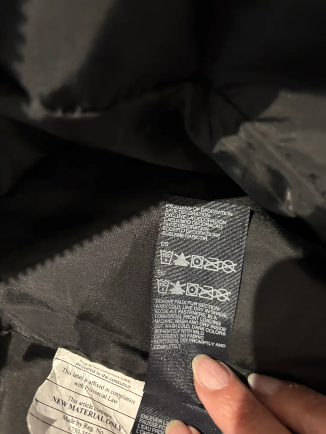 Like New Tommy Hilfiger warm women’s winter jacket size XS image indicator(7)