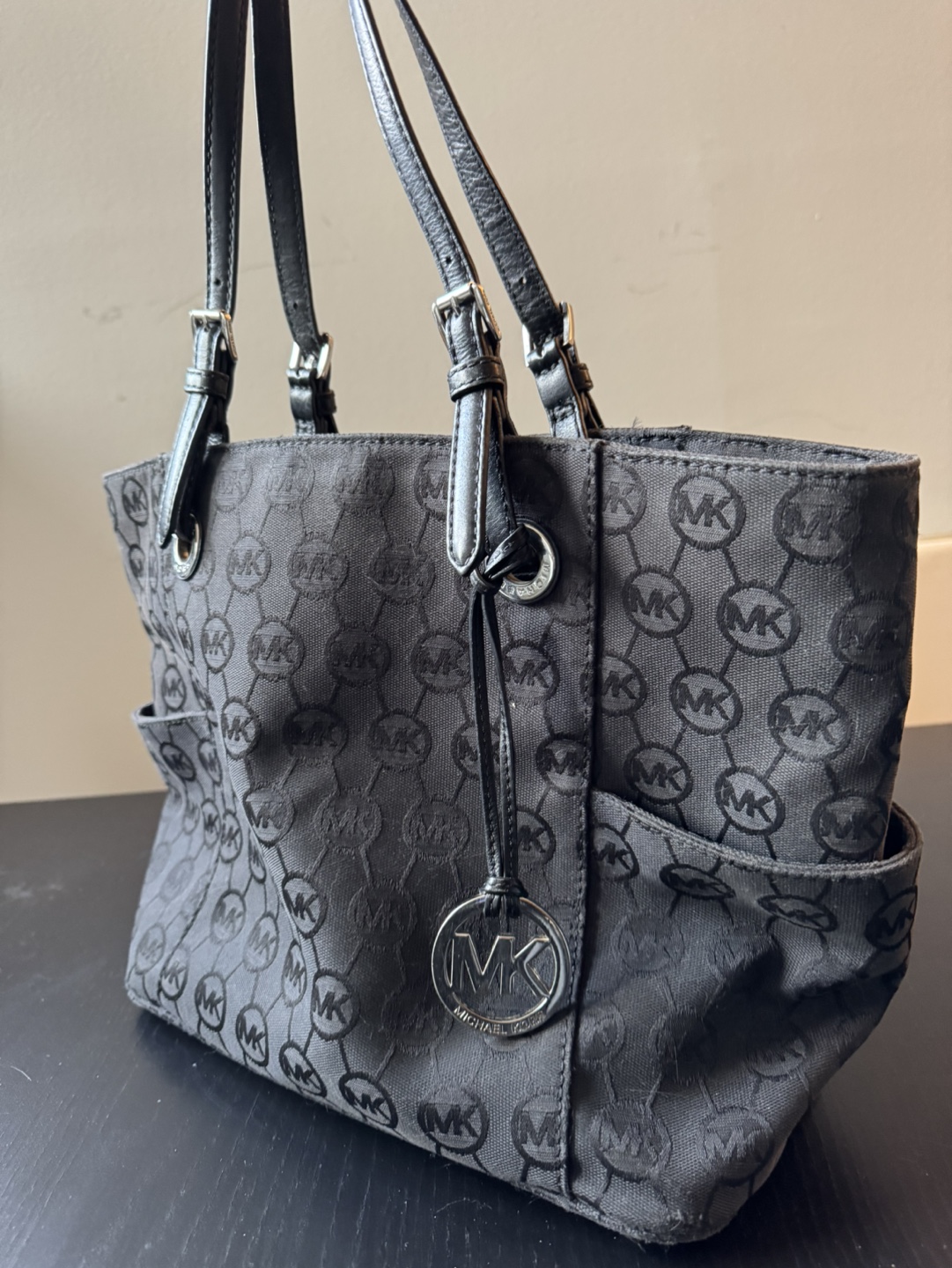 Michael Kors Black Tote Bag - photo 2