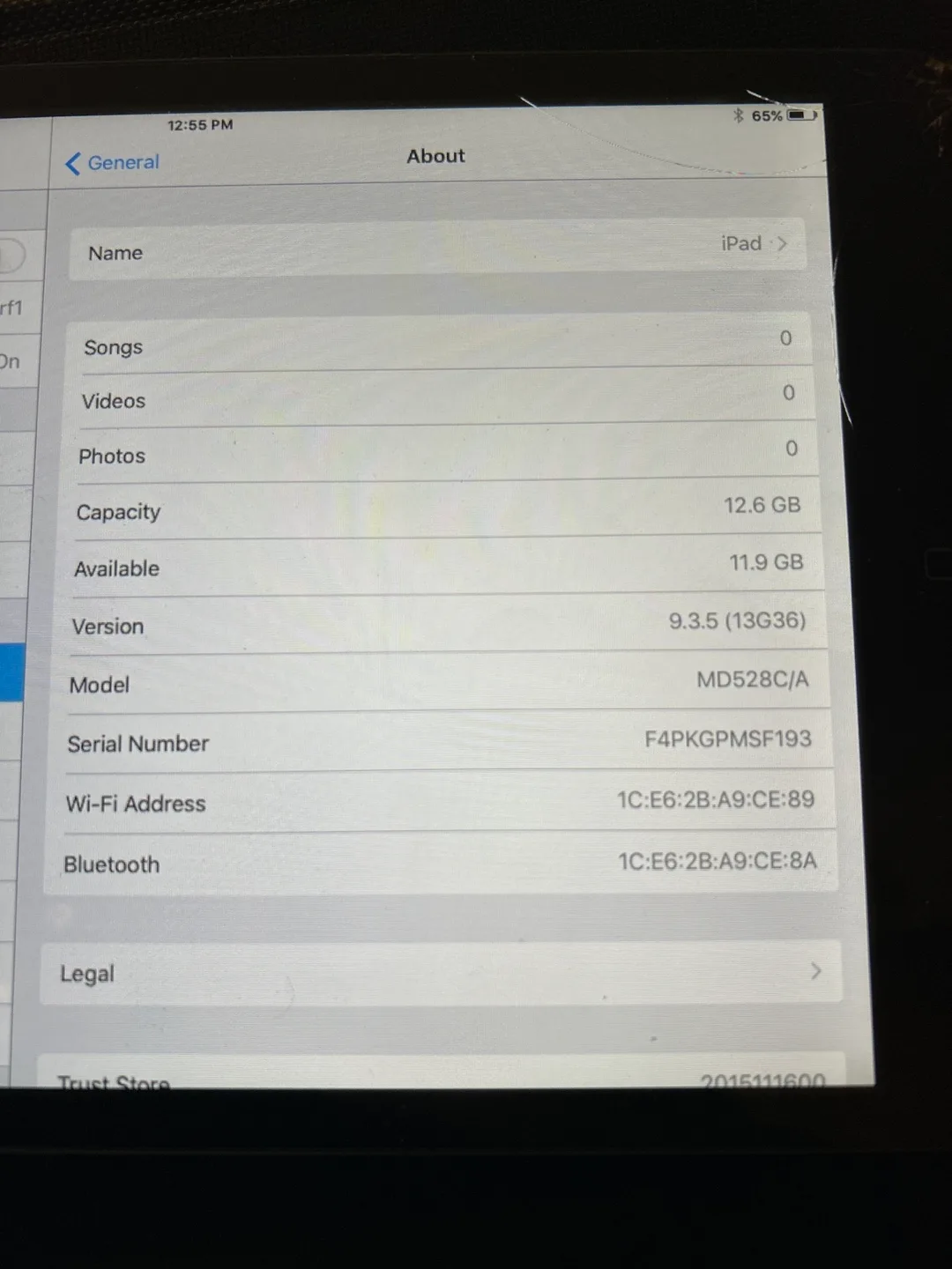 iPad mini with Keyboard Case image indicator(4)
