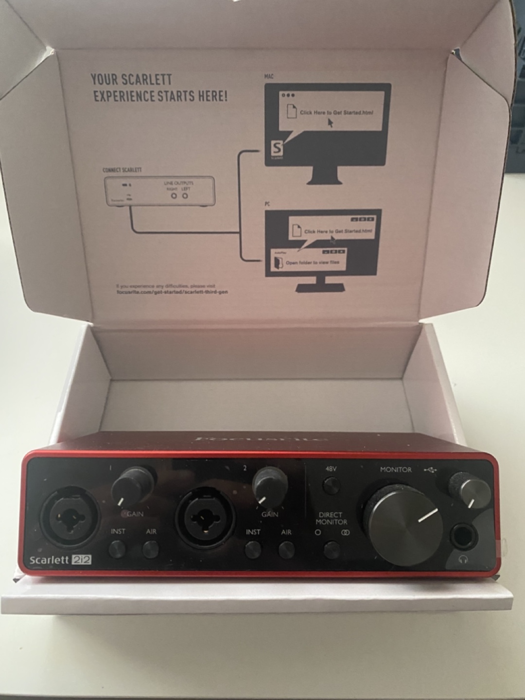 Focusrite Scarlett 2i2 Third Generation Audio  Interface - photo 2
