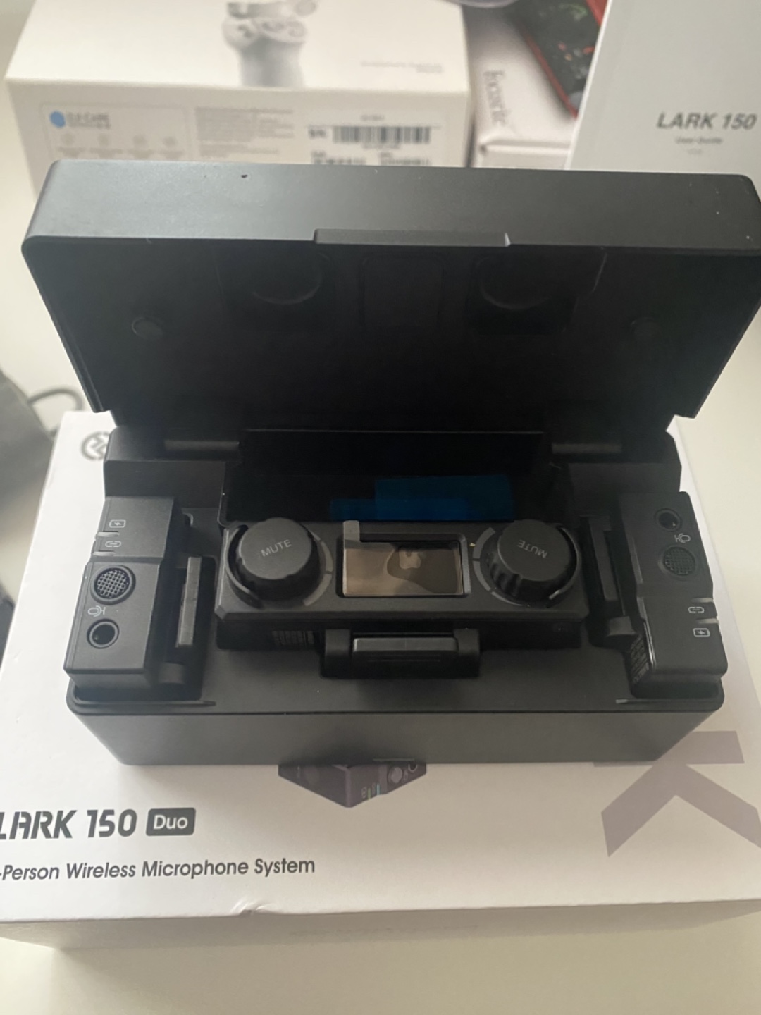Hollyland Lark 150 Duo Wireless Microphone System - photo 3