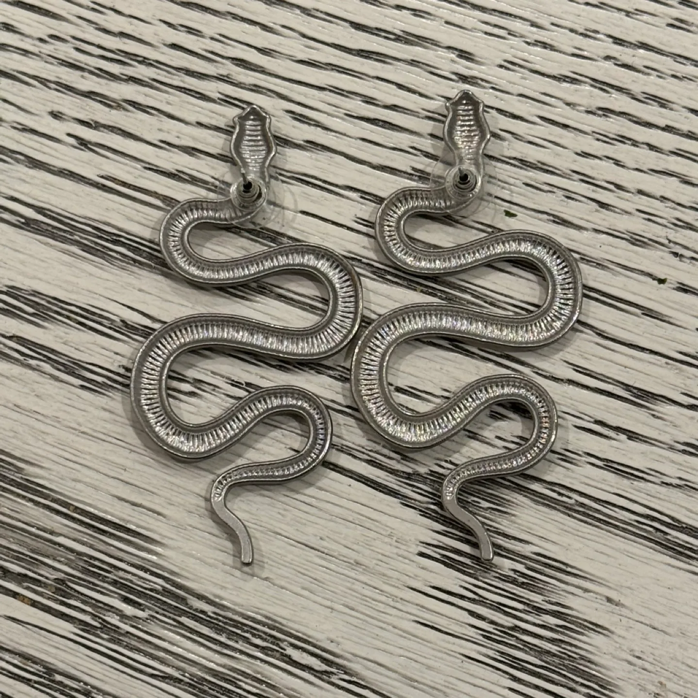 NEW Taylor Swift reputation snake earrings+friendship bracelets image indicator(2)