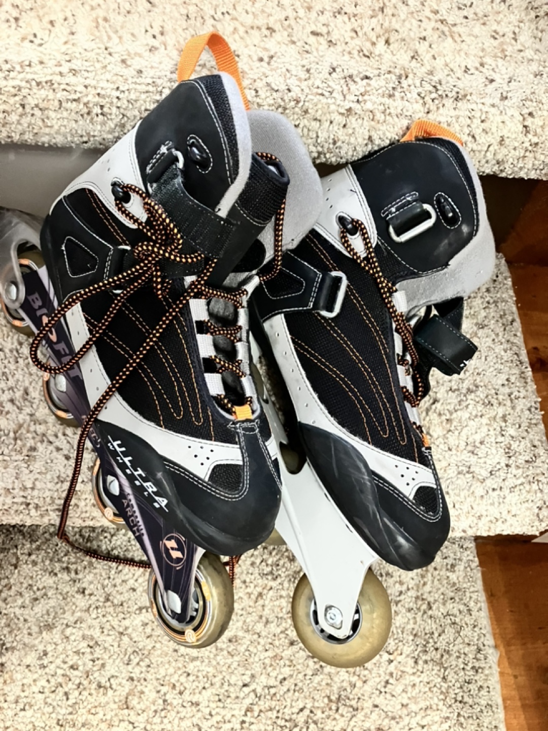 Men’s rollerblades