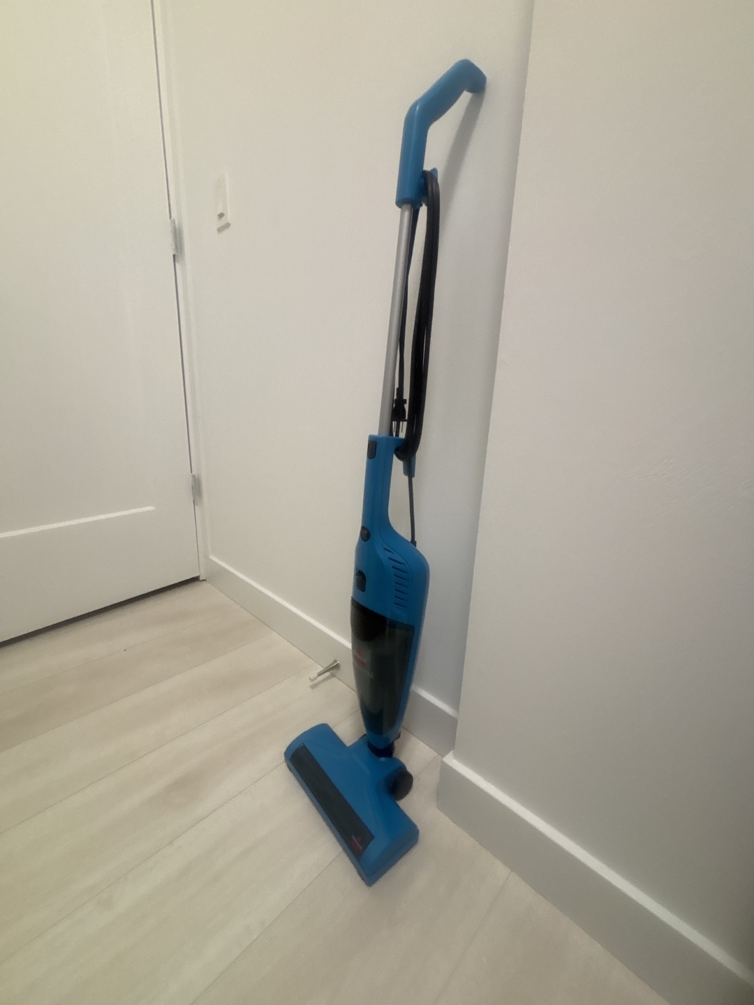 Bissell  Corded Handheld Vacuum Cleaner - photo 2