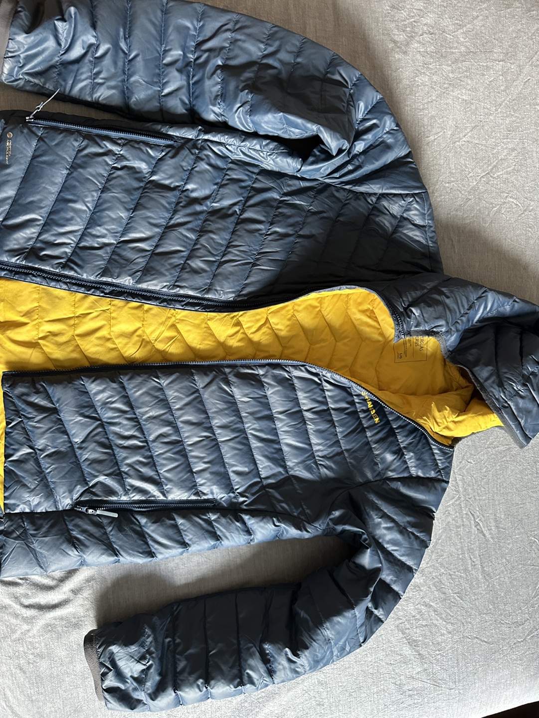 Helly Hansen Down Jacket