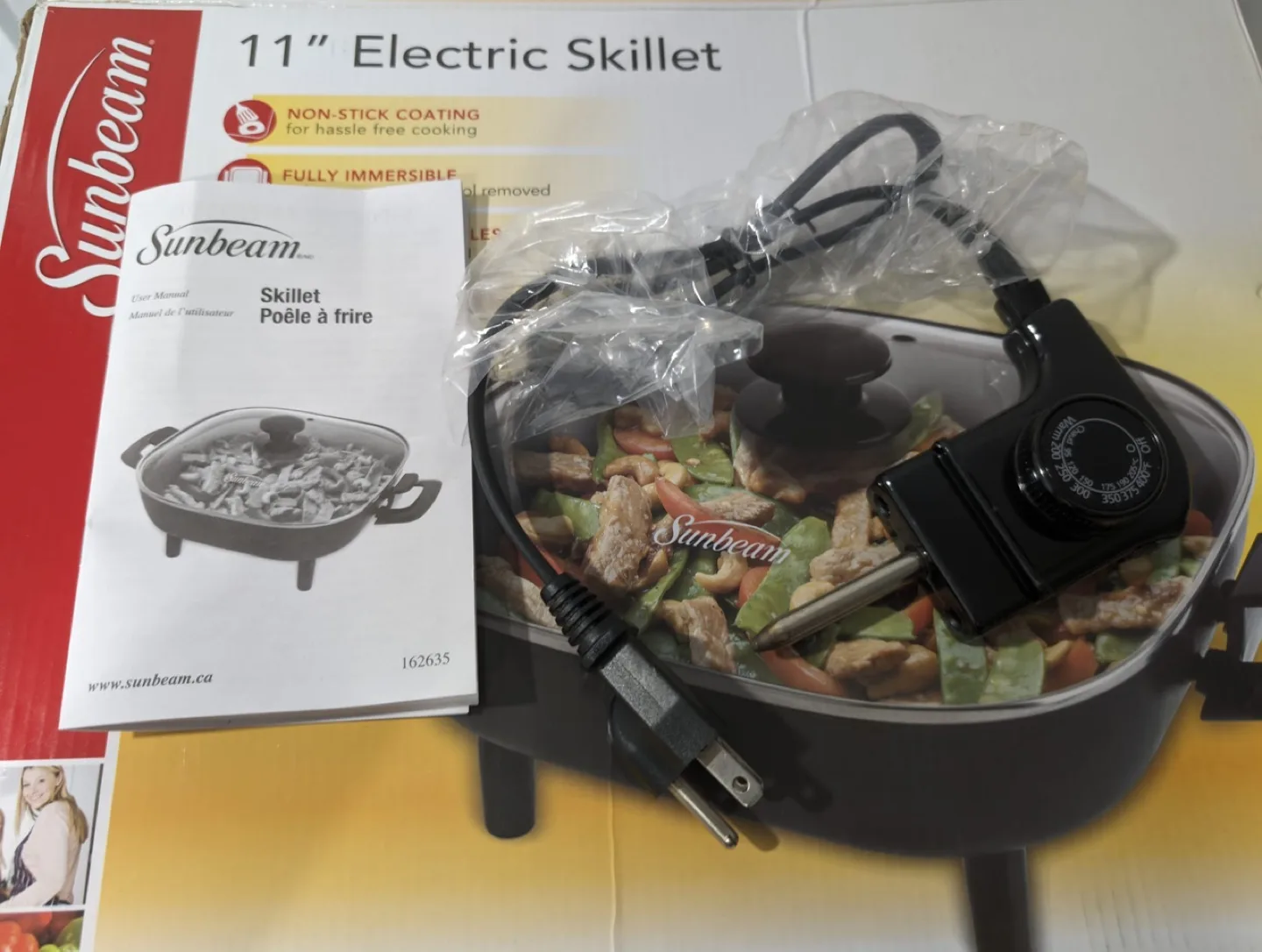 Sunbeam 11" Electric Skillet image indicator(3)