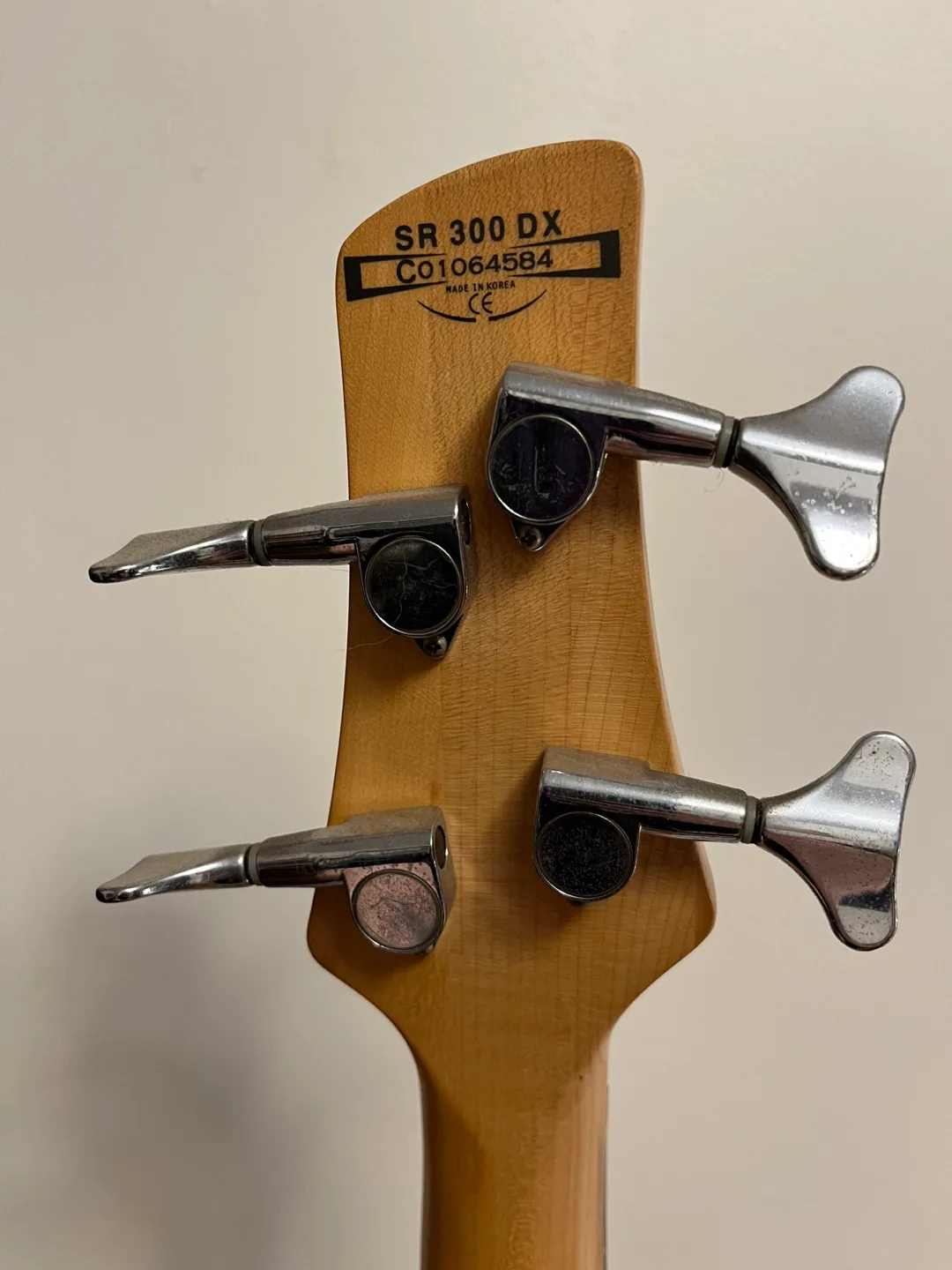 Ibanez Soundgear SR300DX Electric Bass Guitar image indicator(3)