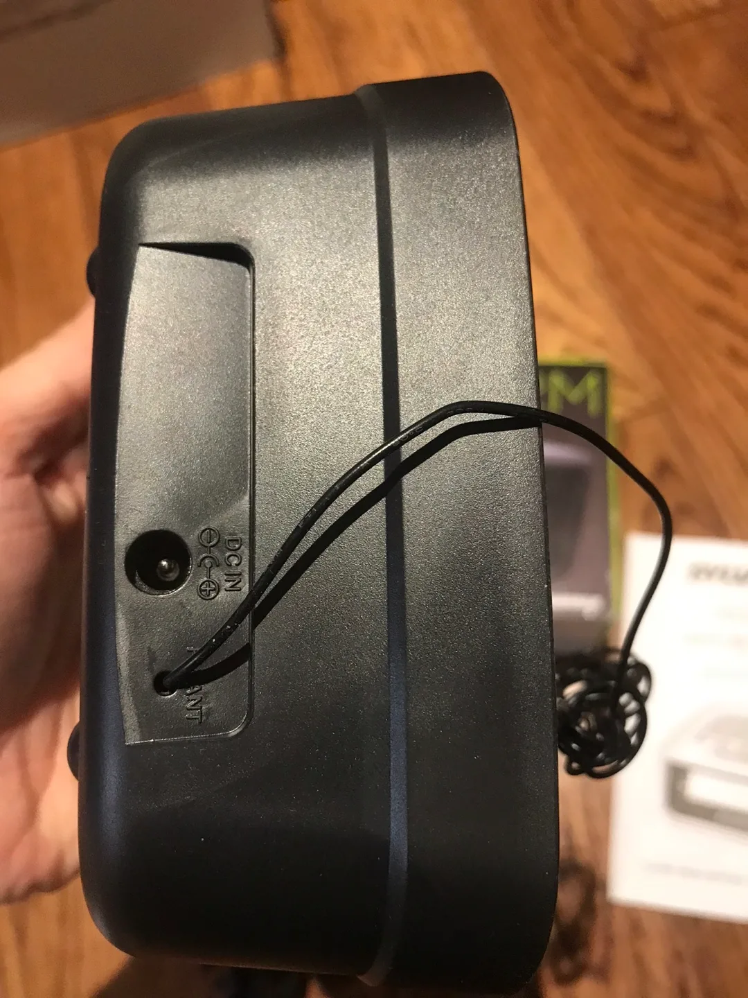 Electric Powered LED Clock + Alarm + AM / FM Radio image indicator(6)